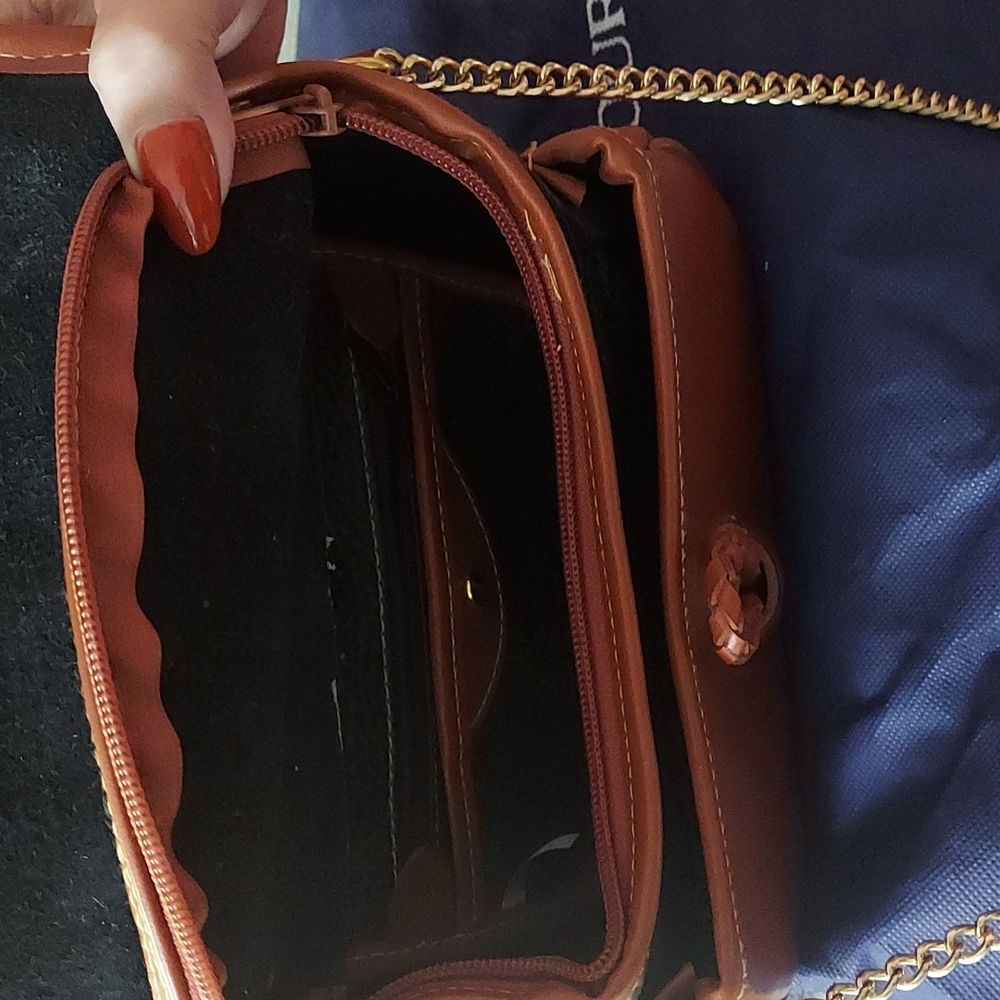 Purse - Picture 4 of 4